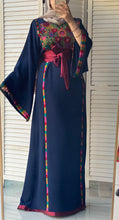 Elegant Navy Ward Thob With Manajil Details and Satin Belt