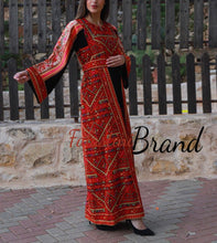 Traditional Black and Red Embroidered Thob with Malak Satin Sleeves Details